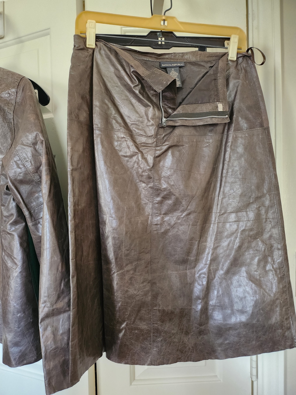 Banana Republic Brown Leather Jacket - Picture 5 of 6